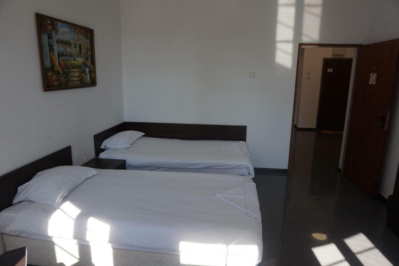 Seaside Guest Rooms Burgas Exteriör bild