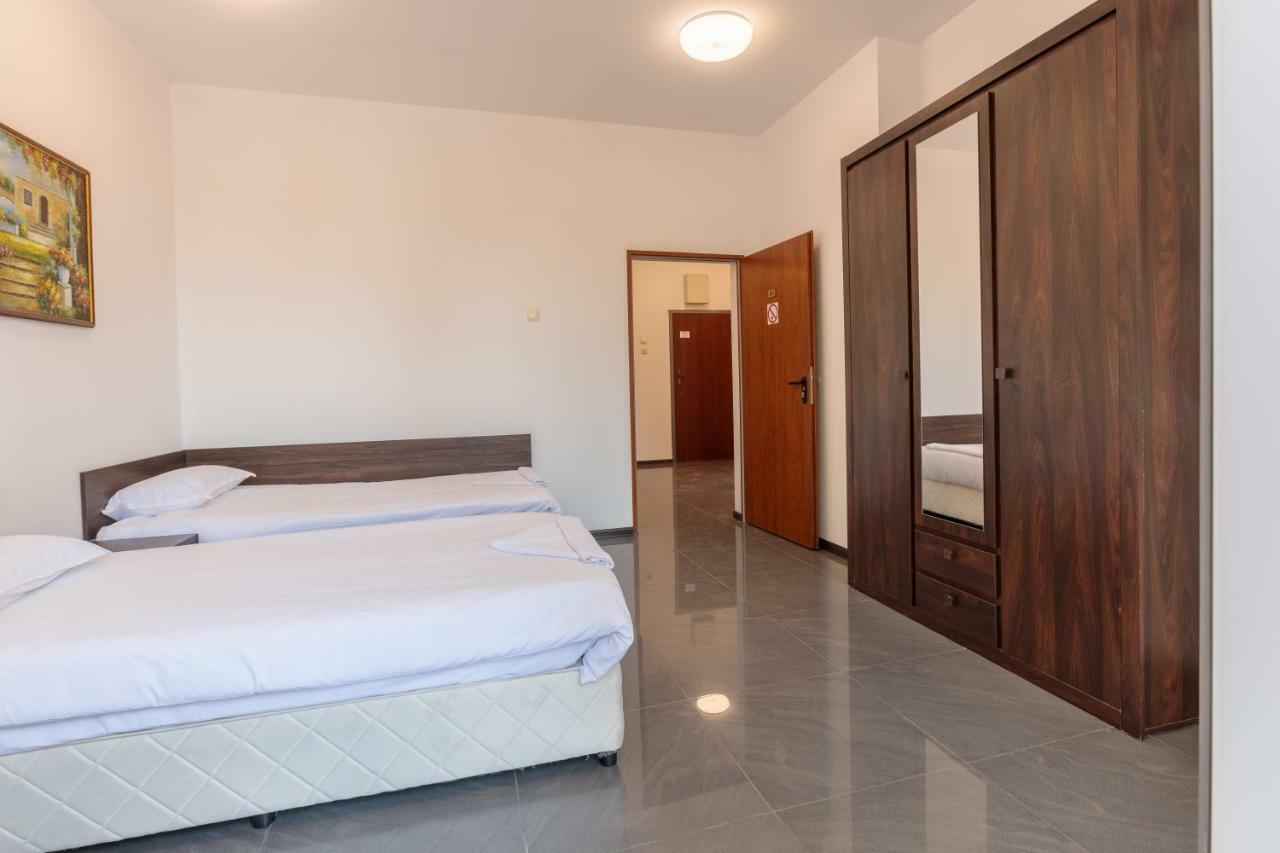 Seaside Guest Rooms Burgas Exteriör bild